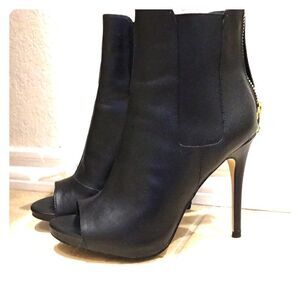 Gently used faux leather heels/booties